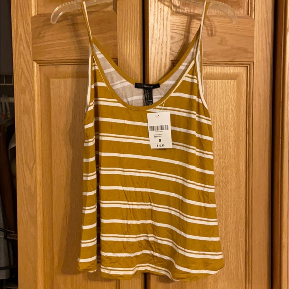 Lightweight Flowy Tank